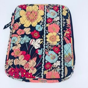Vera Bradley Happy Snails Tech Sleeve Tablet iPad Case Retired Fall 2011 Floral